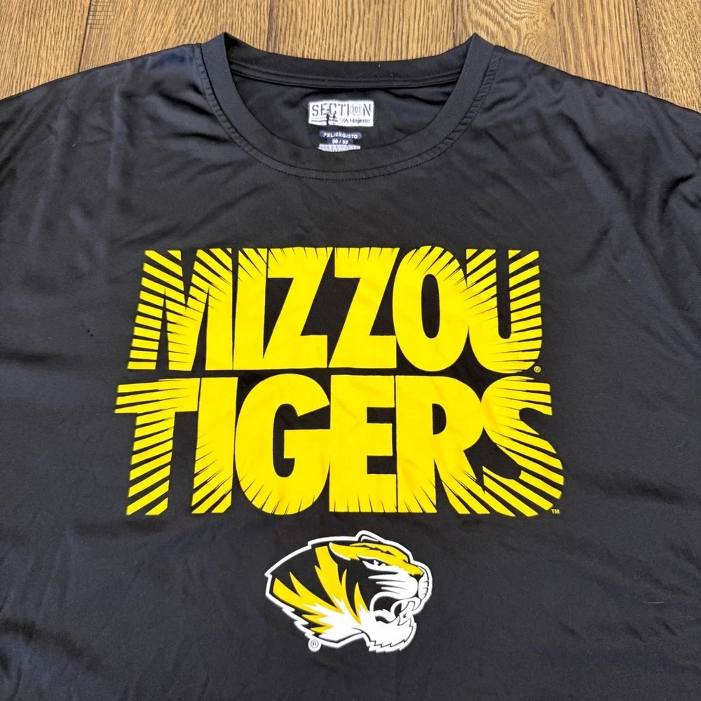 Section 101 Majestic Mizzou Tigers Mens 2XL Black Yellow Performance‎ T-Shirt
